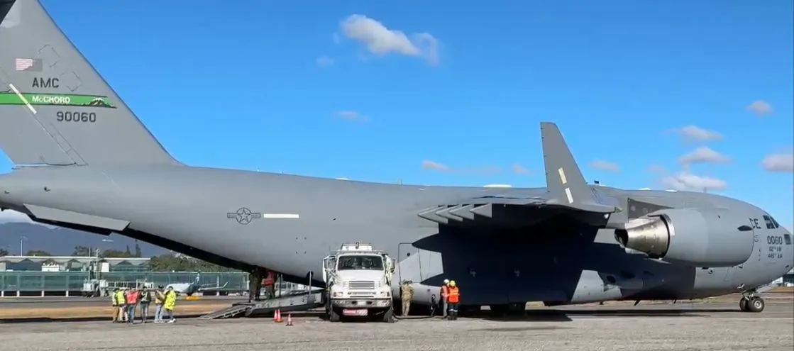 La cadena NBC dijo que México no había aceptado a un avión con migrantes / Redes Sociales