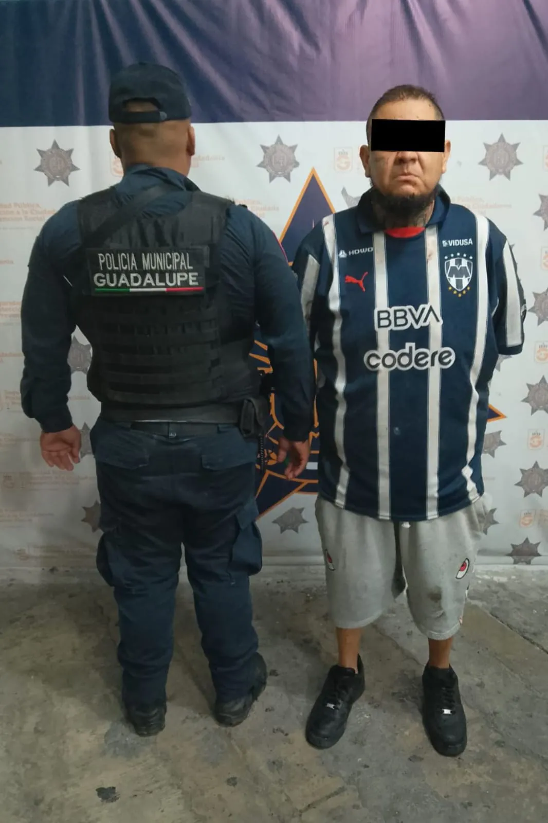 El cantante de hip hop busca a sus hijos en una casa equivocada / Redes Sociales