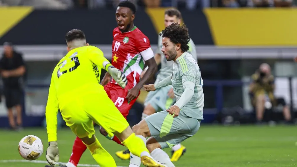 Imágenes del México vs Surinam | MEXSPORT
