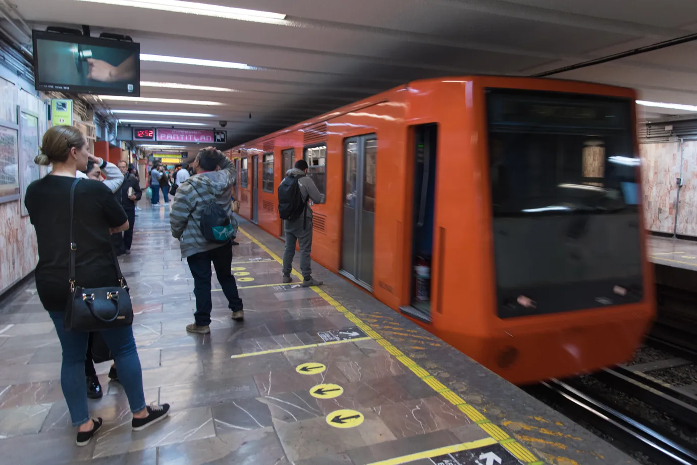 Millones de usuarios utilizan el Metro de la CDMX / Redes Sociales