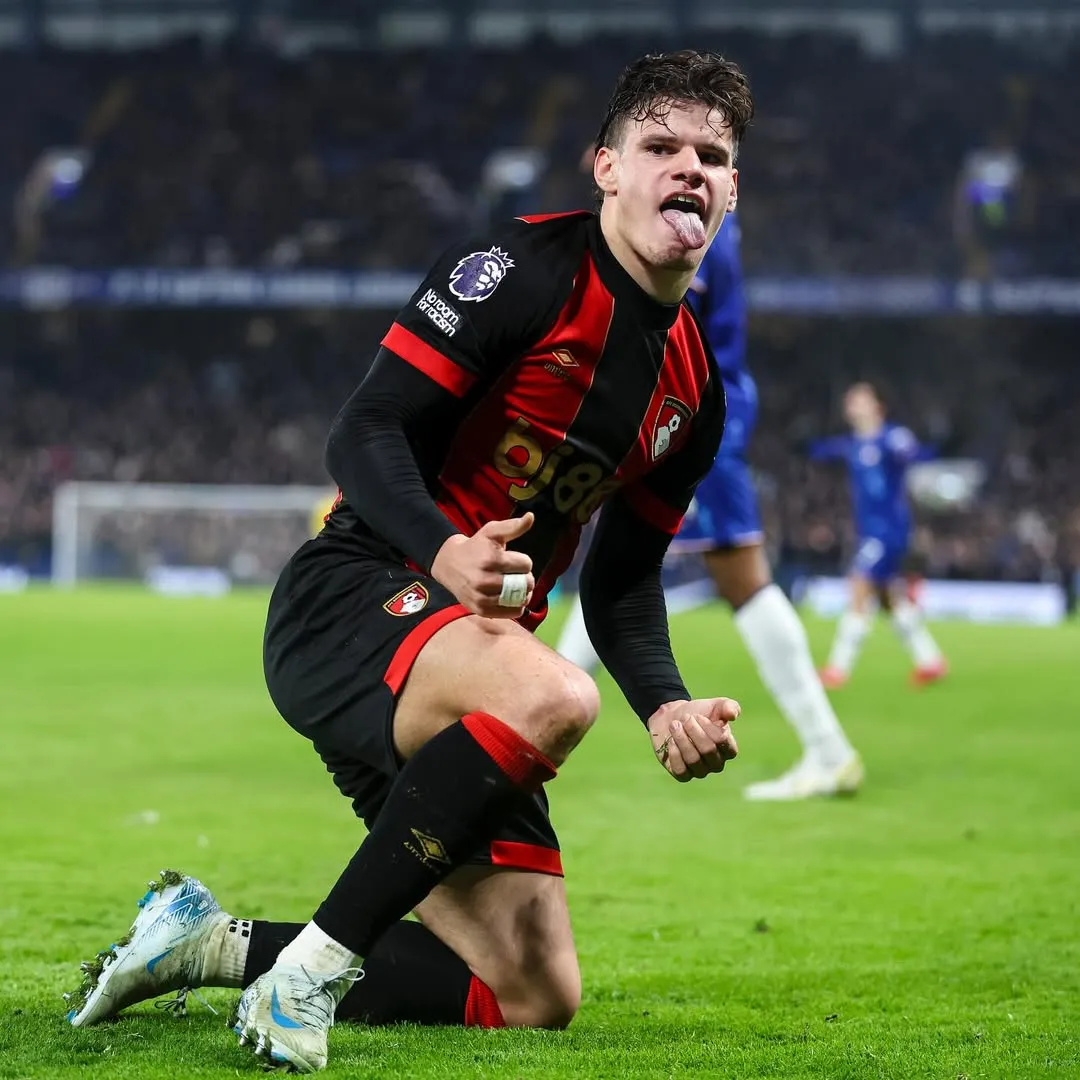 Milos se ha ganado un renombre en Europa