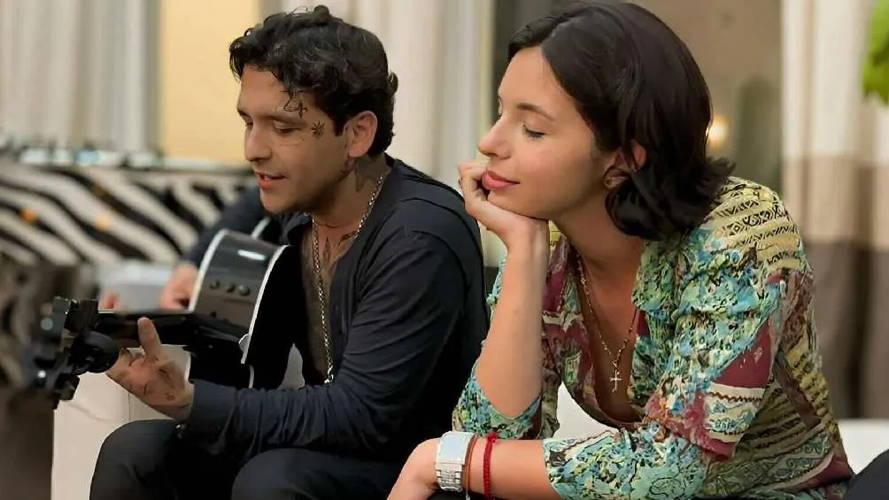 Nodal y Aguilar todavía no llegan al año de casados/Hola