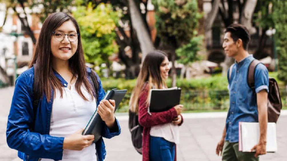 Son miles de jóvenes que buscarán un lugar a Nivel Medio Superior/Pixabay