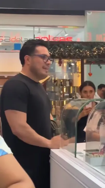 La persona mejor pidió su dinero ante la negativa de las trabajadoras / Redes Sociales