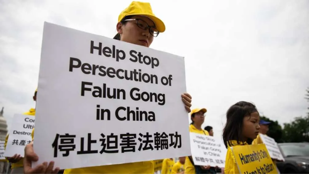 Falun Gong es señalada por la embajada como una secta destructiva/X