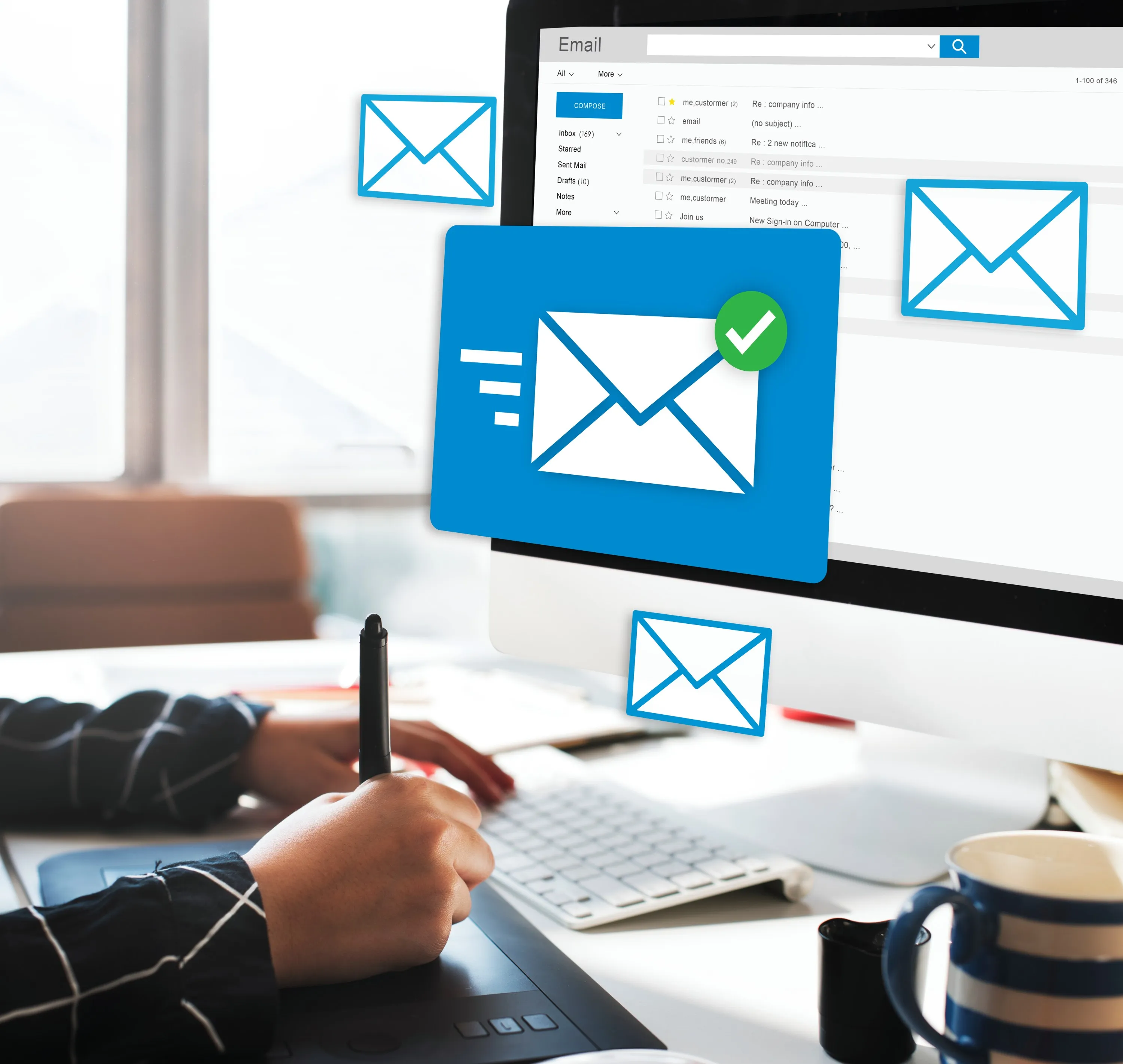 Los usuarios de Outlook y Hotmail esperan que pronto se solucione el problema / FREEPIK