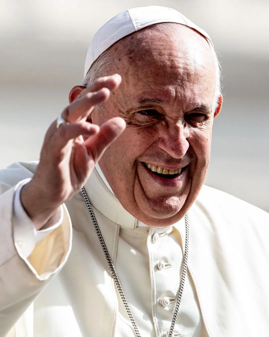 El papa Francisco empieza a respirar mejor / Redes Sociales