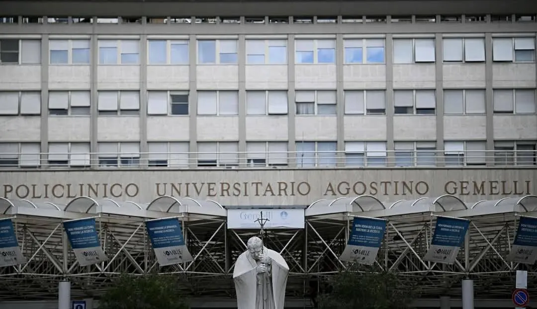 El papa continúa internado en el hospital Gemelli de Roma / Redes Sociales
