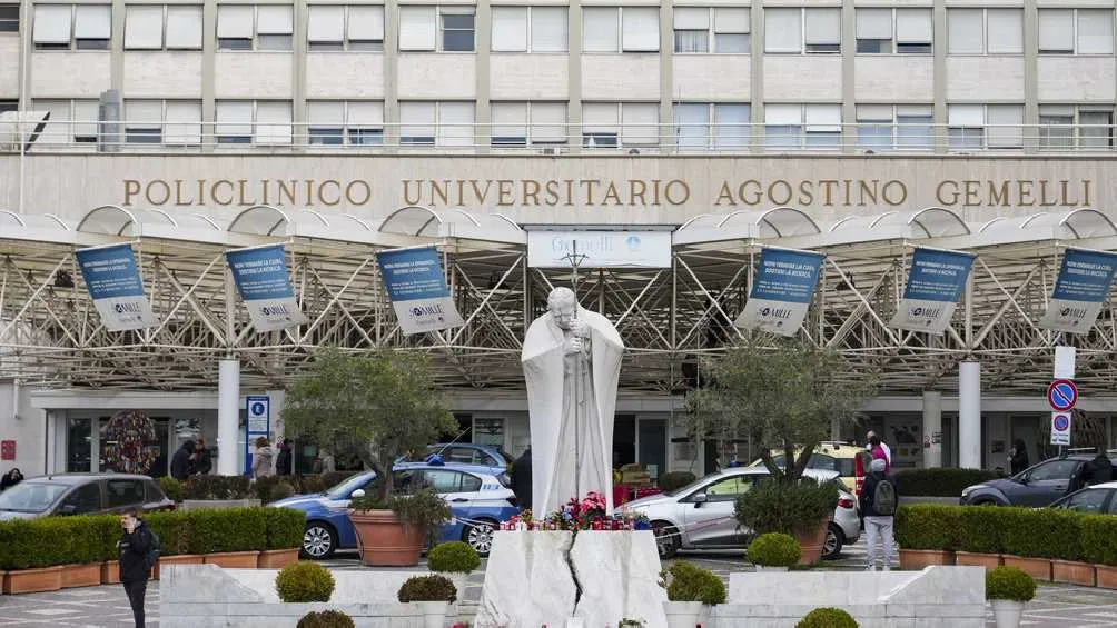 El católico está internado desde el pasado 14 de febrero/AP