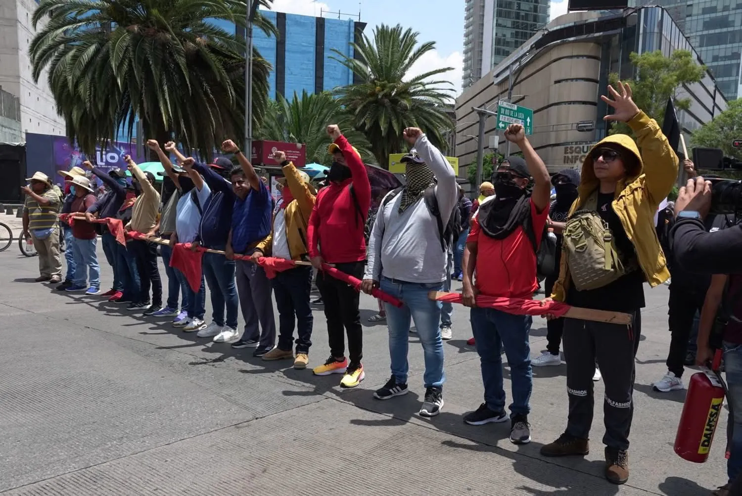 Los manifestantes exigían justicia por la muerte de uno de sus compañeros / Redes Sociales