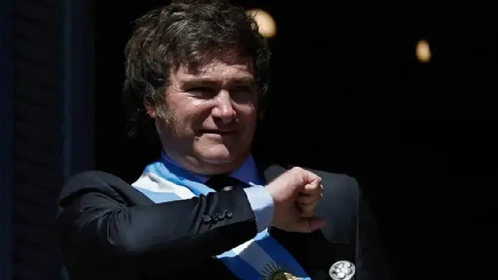 La justicia llevará a cabo una investigación para determinar si Milei ha cometido algún delito. / BBC