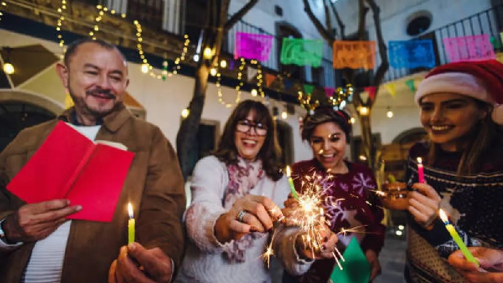 El término &quot;villancico&quot; se origina de la palabra &quot;villa&quot; y del latín &quot;villanus&quot;, según National Geographic.| Pixabay