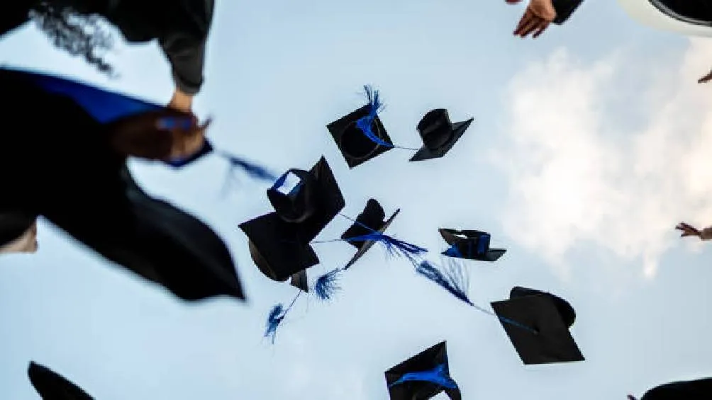 la SEP sugiere que se comience a realizar ceremonias sobrias. / iStock