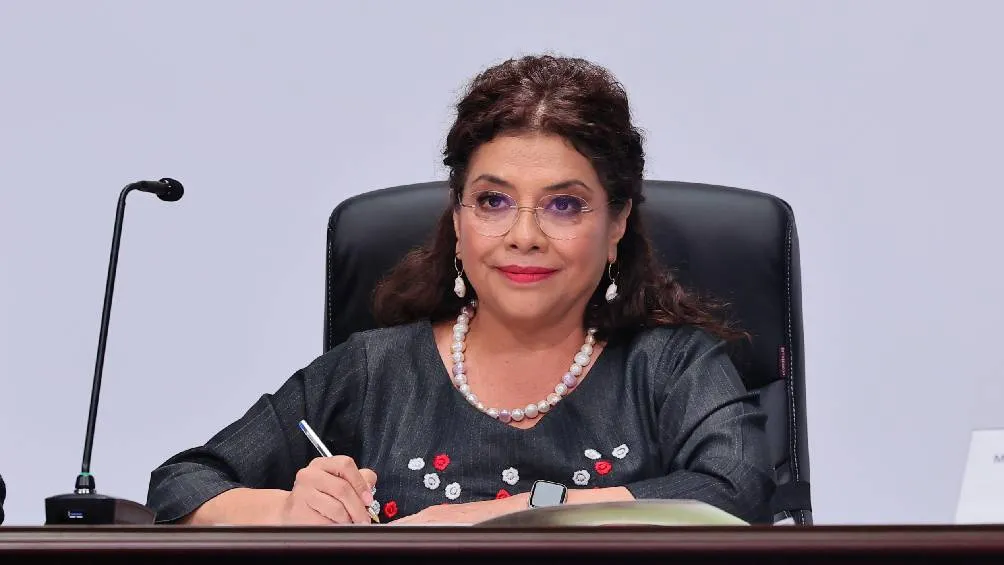 Clara Brugada anunció iniciativa para atender la presencia de franeleros en las calles de la capital. / X: @ClaraBrugadaM