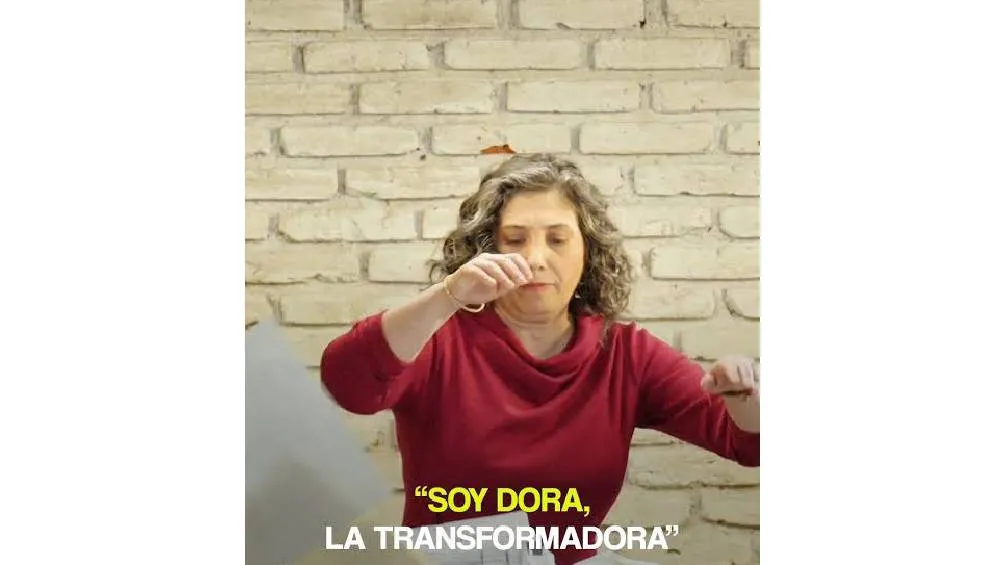 La misma candidata se hizo llamar &quot;Dora, la transformadora&quot;. | Redes sociales