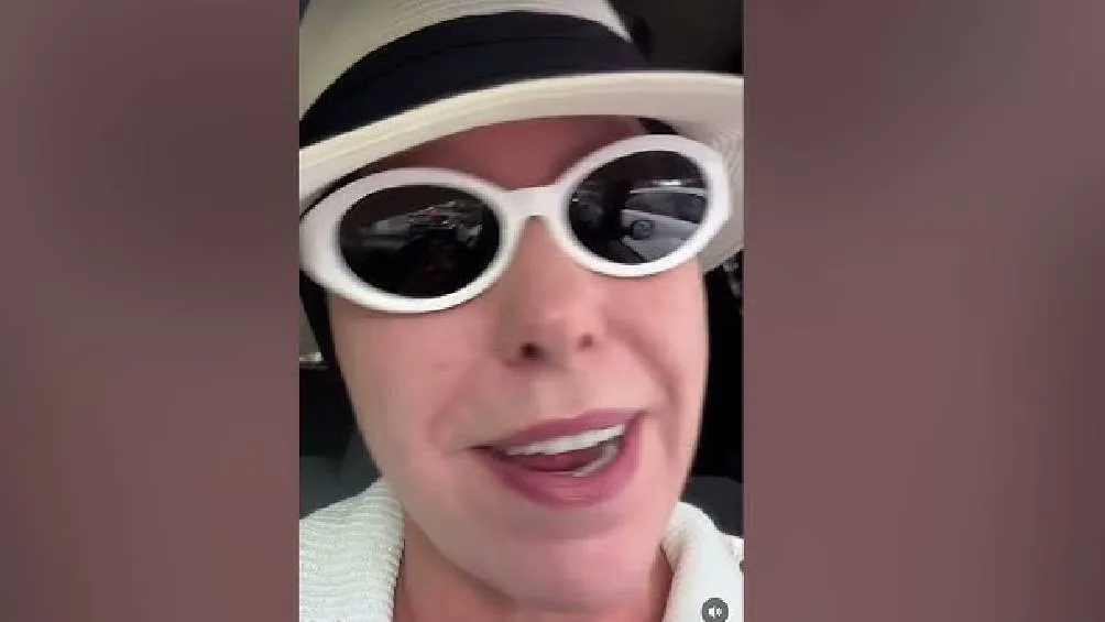 el incidente ocurrió en la calle Leandro Valle, una vía estrecha y empedrada./ Captura de pantalla