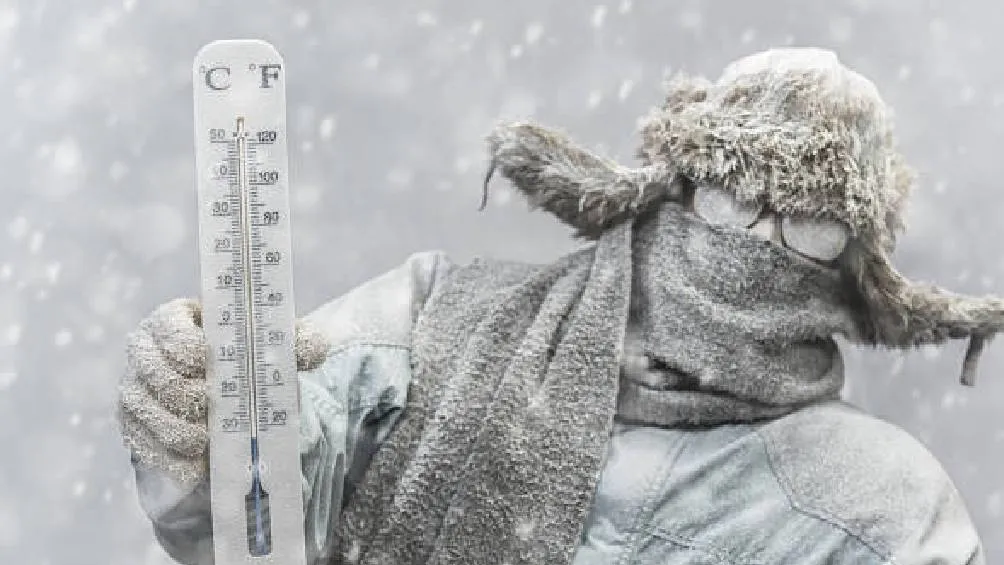 Se aconseja visitar el centro de salud más cercano si se tienen enfermedades respiratorias o síntomas relacionados, y es fundamental abrigarse bien, cubriendo nariz y boca.| Pixabay