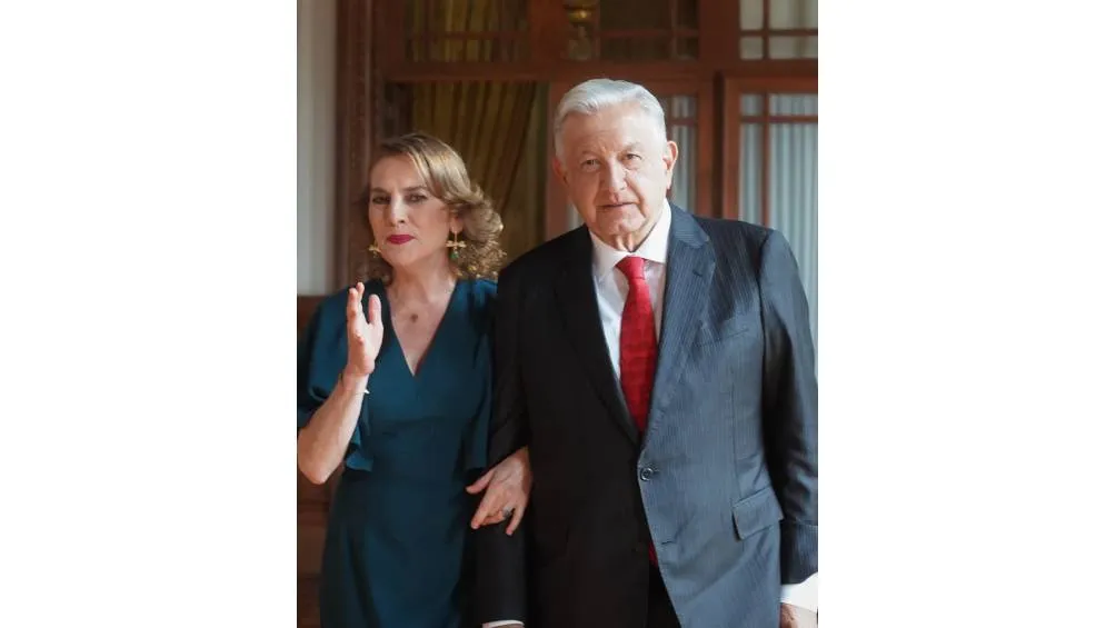 Beatriz Gutiérrez Müller y Andrés Manuel López Obrador / FB: Beatriz Gutiérrez Müller