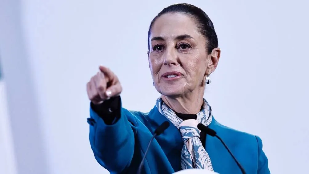 El gabinete de la presidenta de México, Claudia Sheinbaum Pardo, se reunió para discutir la posibilidad de llevar a cabo deportaciones masivas. | EFE