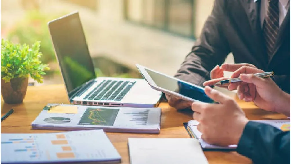 Expertos formados en tecnologías limpias serán clave en el diseño de soluciones sostenibles y eficientes./ Pixabay