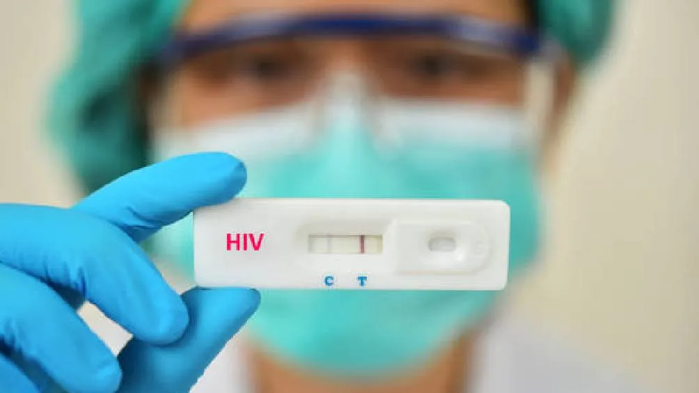 El VIH es un virus que afecta el sistema inmunológico, reduciendo la capacidad del cuerpo para combatir infecciones y enfermedades. | Pixabay