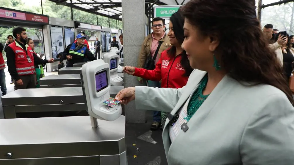 El MB transporta diariamente a un promedio de un millon 800 mil personas. / X: ClaraBrugadaM