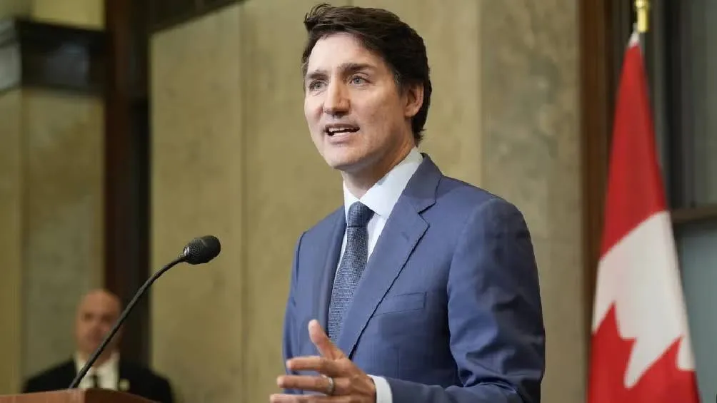 el Primer Ministro Trudeau manifestó su orgullo por haber tenido la oportunidad de servir a su nación. / AP