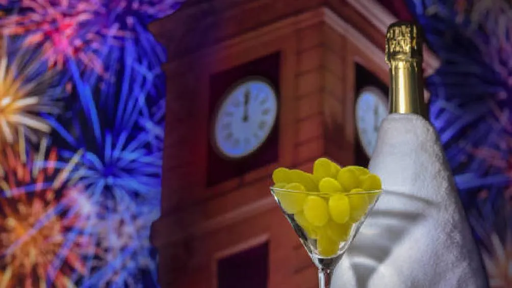 Cada 31 de diciembre, millones de personas celebran el Año Nuevo comiendo doce uvas al ritmo de las campanadas.| Pixabay