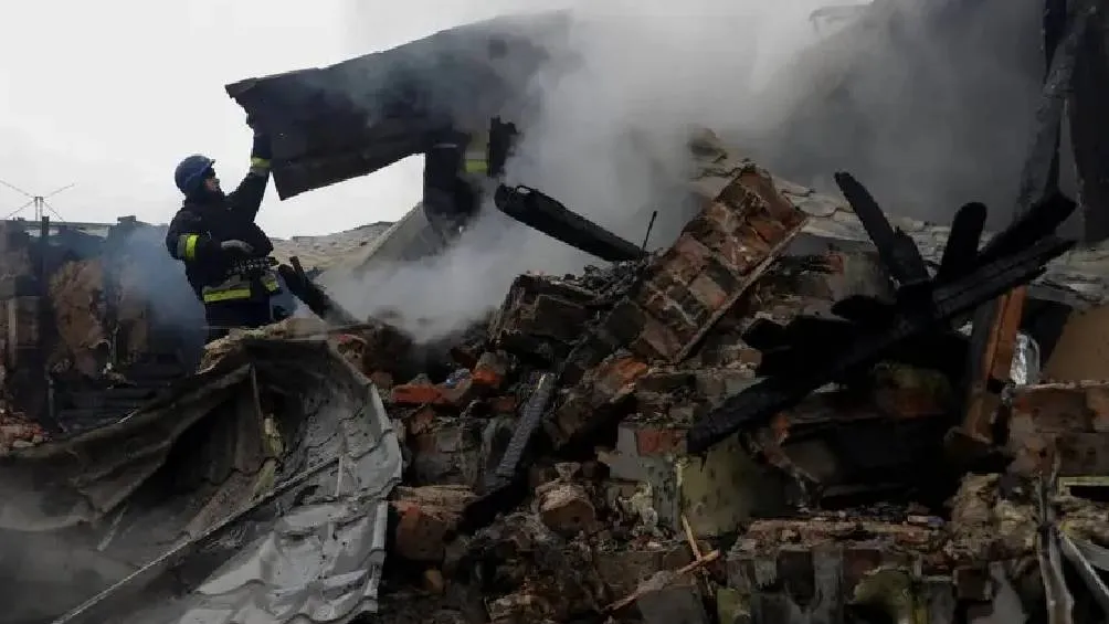 El ministro de Relaciones Exteriores de Ucrania, Andrii Sybiha, describió los ataques recientes como "terror navideño".| Reuters