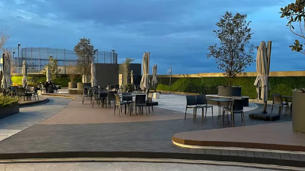 Patio Martín también tiene una terraza en el último piso. | Chilango