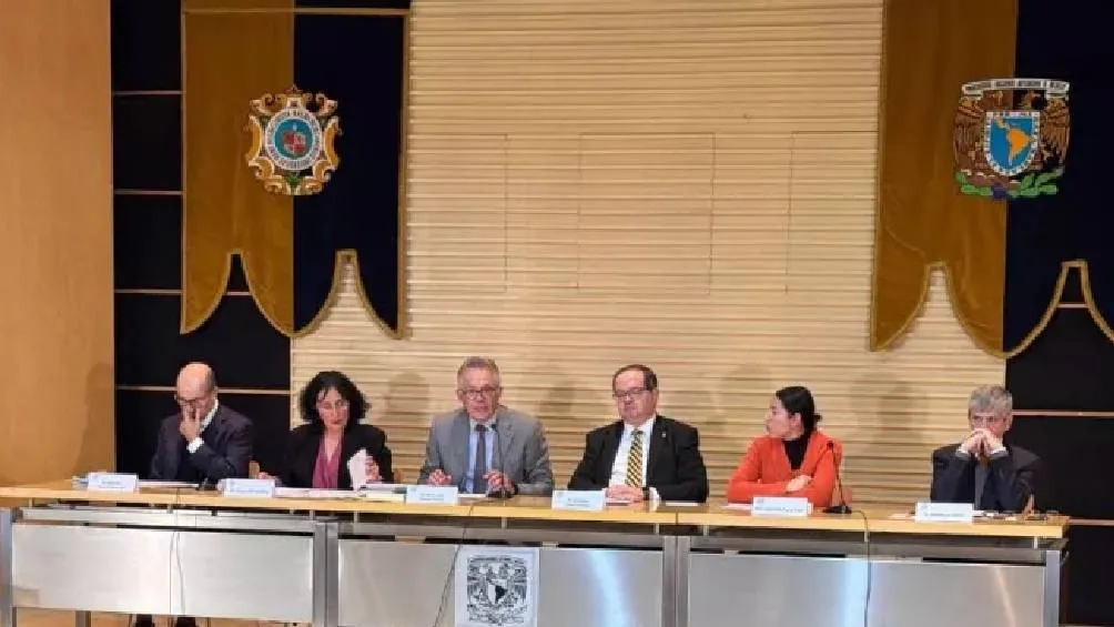 Leonardo Lomelí Vanegas hizo un llamado a los mexicanos para que se elimine la criminalización de la migración. | UNAM