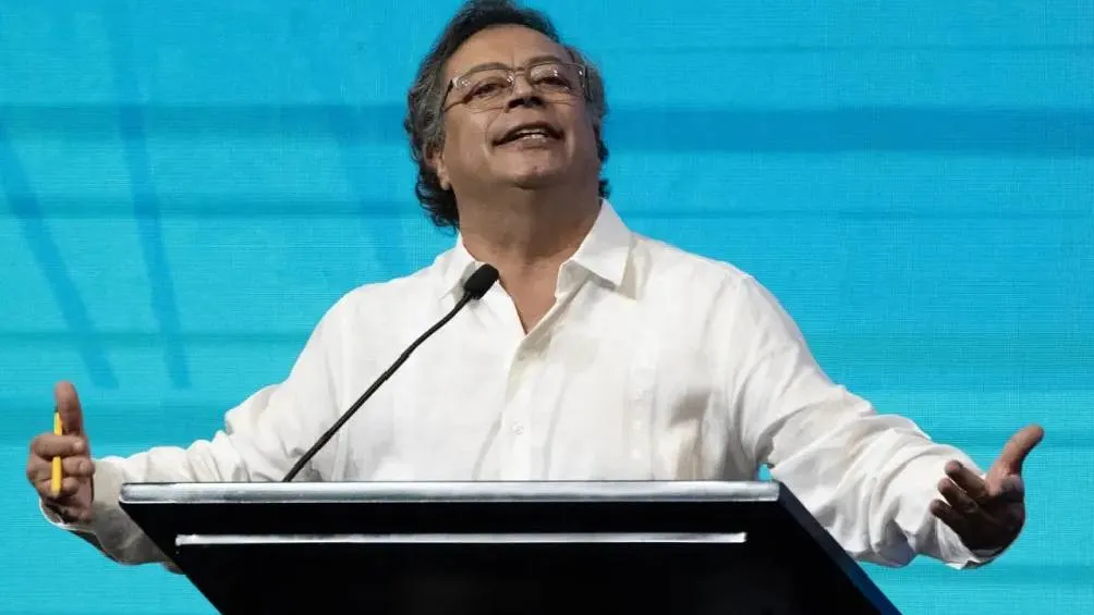 El Presidente de Colombia, Gustavo Petro, anunció que tomará medidas similares en respuesta a las amenazas de aranceles y sanciones del Gobierno de Estados Unidos.| AP