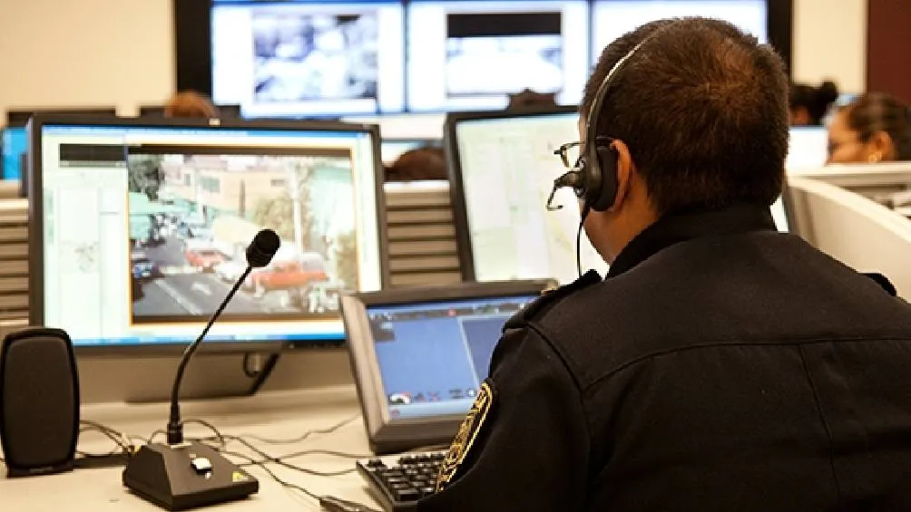 Clara Brugada Molina, Jefa de Gobierno de la Ciudad de México, ha comunicado la implementación de nuevos equipos destinados a fortalecer la vigilancia en la capital. | C5