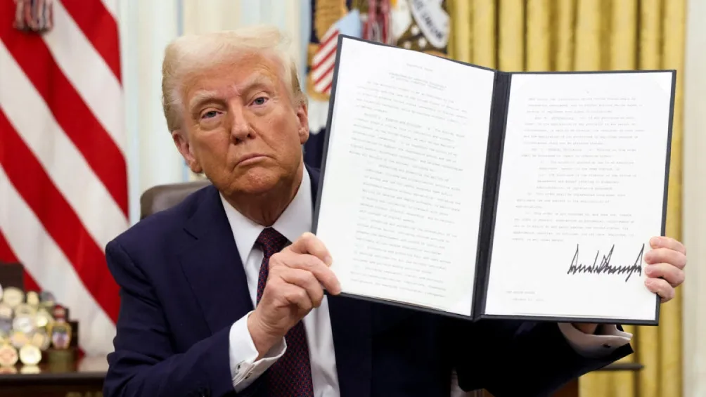 Trump sigue en marcha con imponer aranceles a ambos países / AP