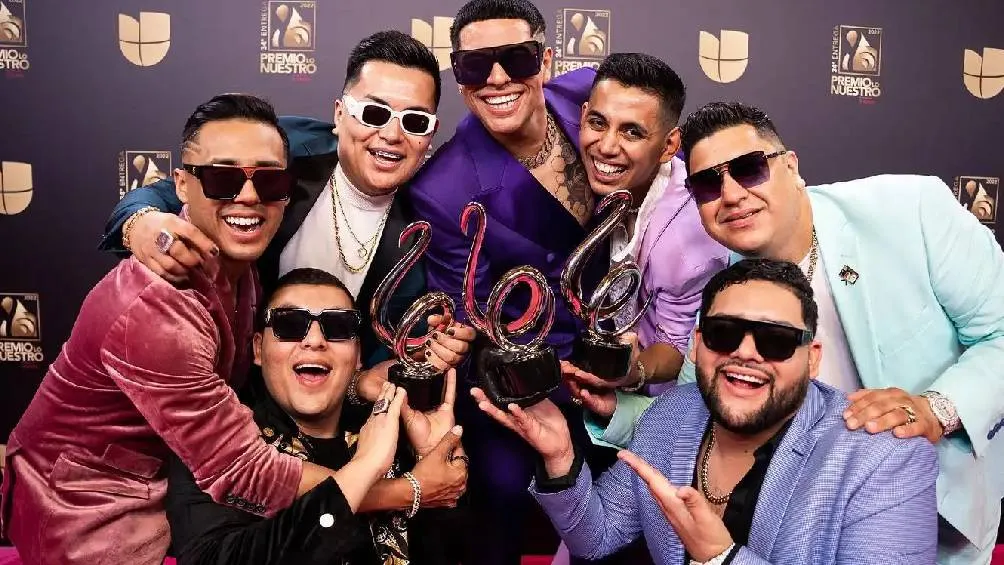 Grupo Firme ha anunciado su regreso a los escenarios en México con la gira &quot;La Última Peda 2025&quot;. | Prensa Libre