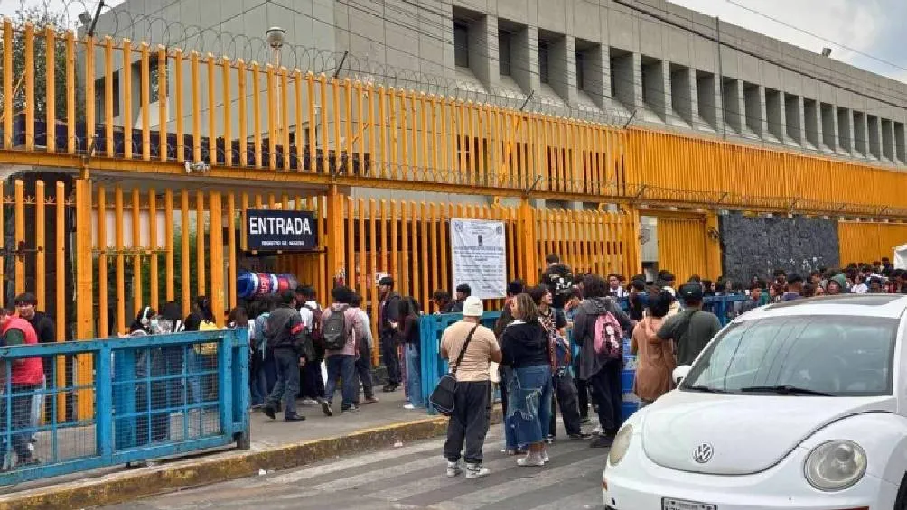 Los colectivos de la comunidad han señalado diversas problemáticas a la dirección del plantel. / ADN 40