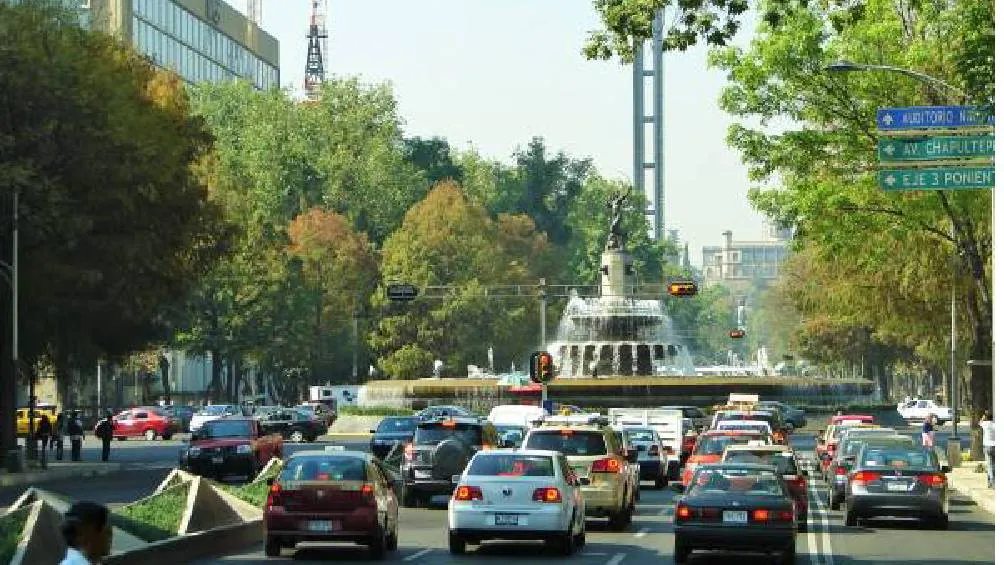 El jueves 27 de febrero, se levantó la prohibición de circulación para ciertos vehículos en el marco del Doble Hoy No Circula. / Pixabay