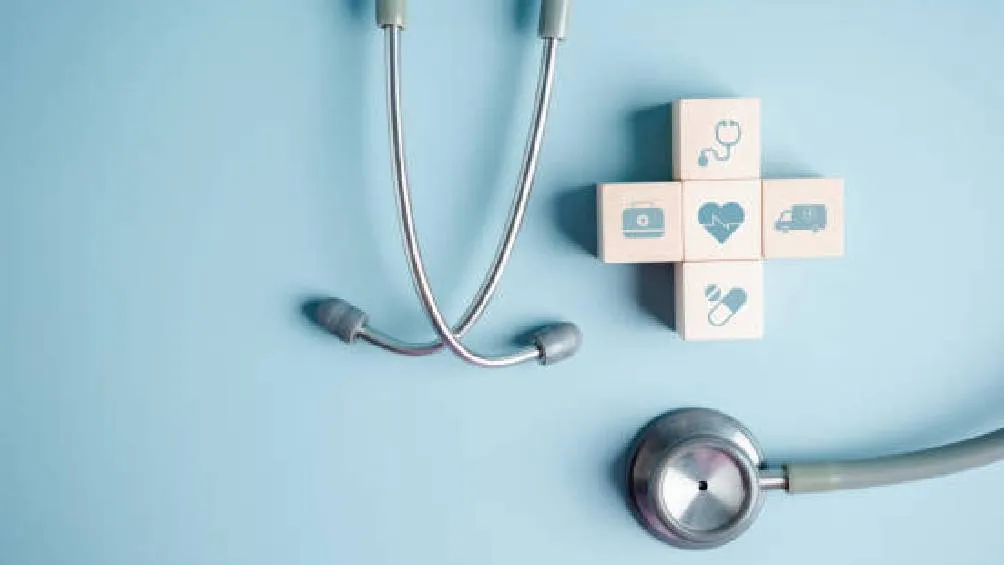 Al afiliarse al IMSS en el régimen obligatorio, una persona accede a beneficios como atención médica y subsidios por incapacidades./ Pixabay