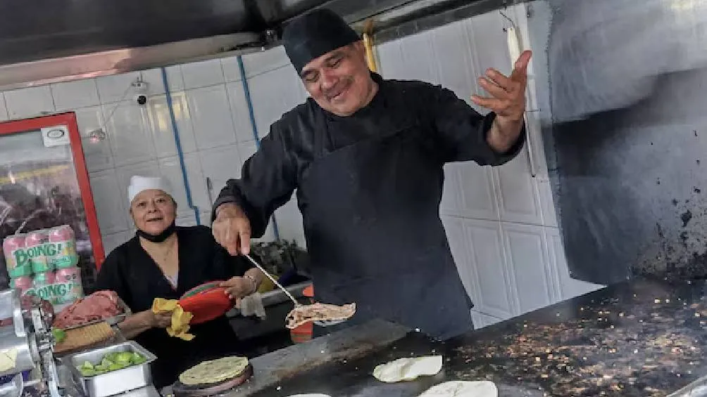El reconocimiento que recibió transformó su vida y elevó a &quot;El Califa de León. / RS