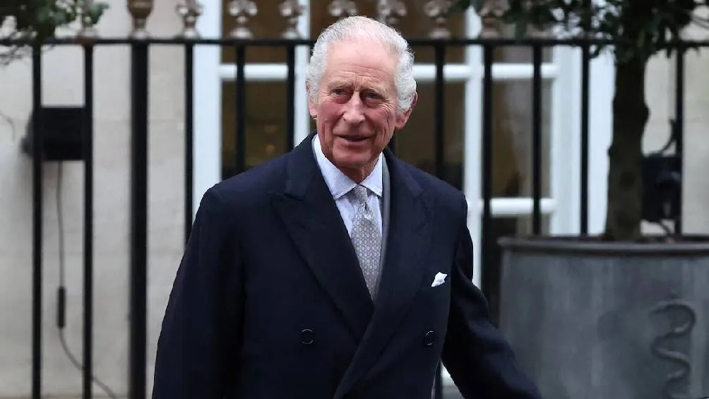 El diagnóstico de cáncer de Carlos ha aumentado la presión sobre la monarquía británica. / Reuters