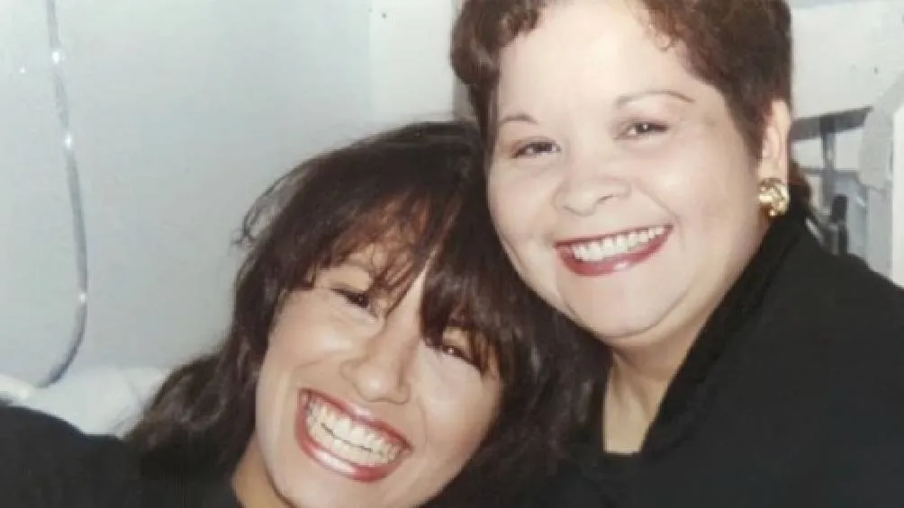 El 31 de marzo de 1995, la cantante Selena Quintanilla fue asesinada a los 23 años por Yolanda Saldívar. / RS
