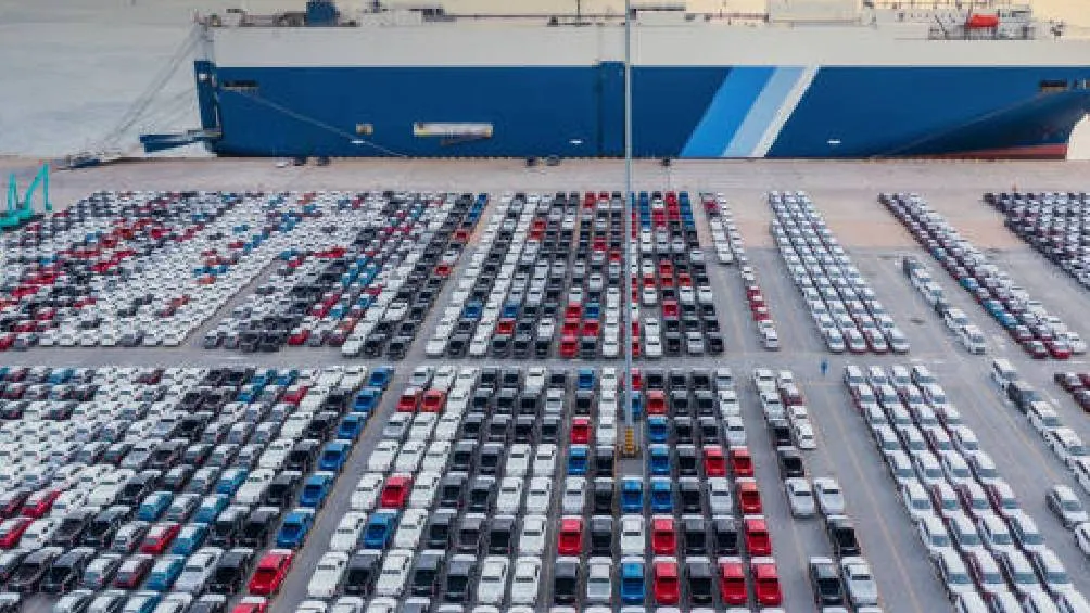 La implementación de aranceles en EE. UU. podría elevar los precios de los vehículos. / Pixabay