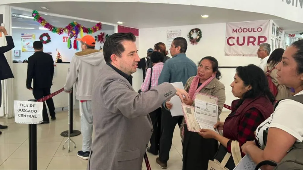 La CURP Biométrica tendrá la recolección de huellas dactilares de ambas manos, una imagen digitalizada del rostro. / RS