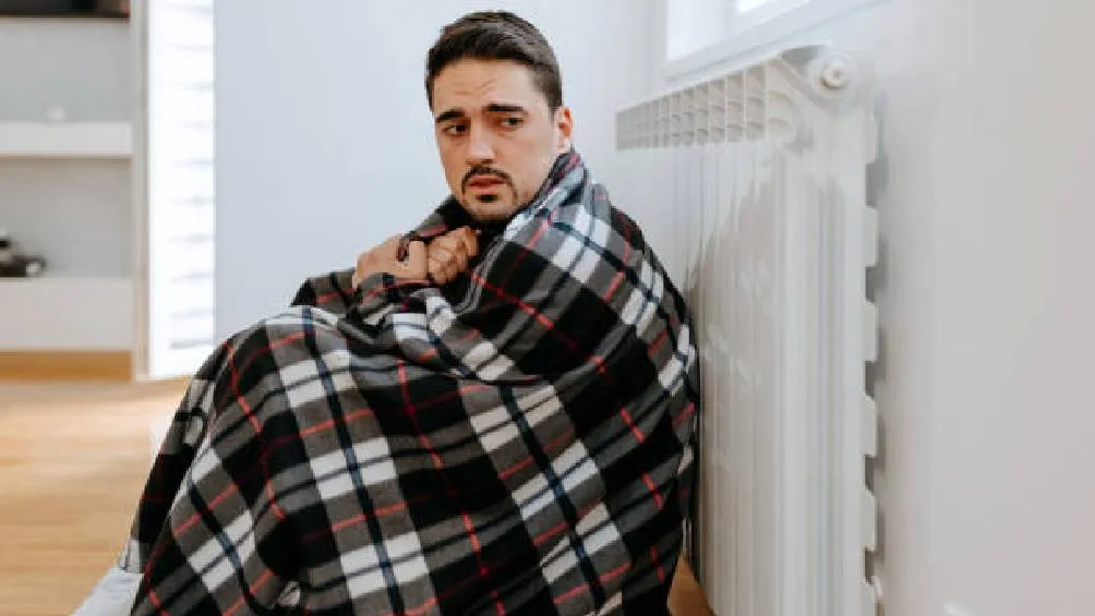 Se recomienda usar ropa abrigadora y cubrir nariz y boca al salir por la mañana para evitar el aire frío./ Pixabay