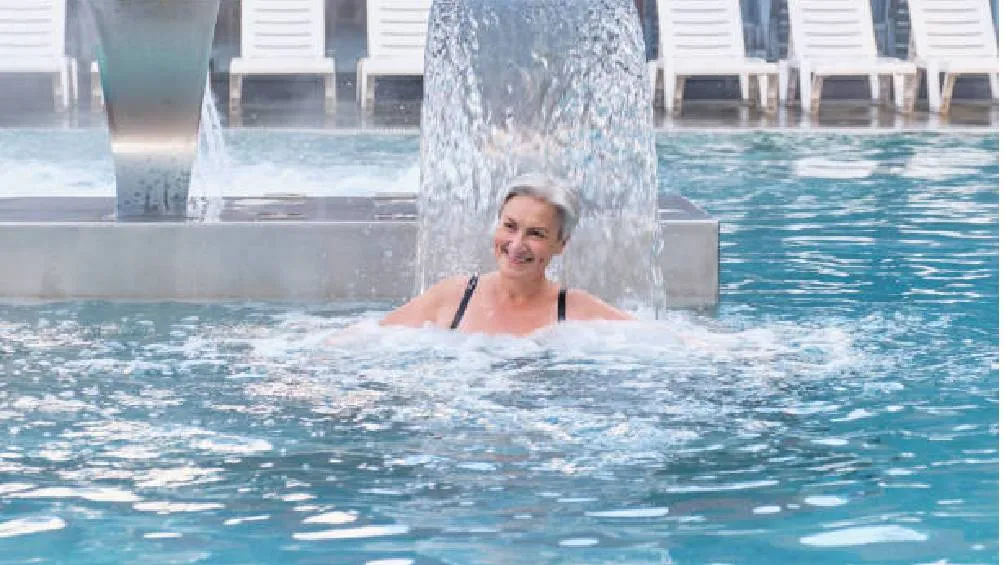 En algunos balnearios se ofrece un descuento con tarjeta de INAPAM. / Pixabay