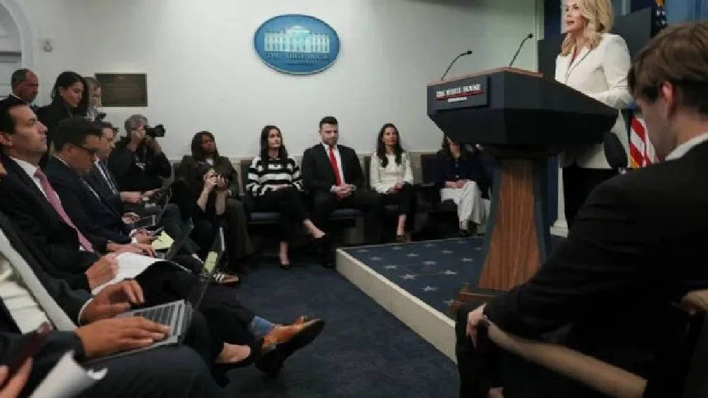 La portavoz de la Casa Blanca, Karoline Leavitt, anunció que nuevos aranceles comenzarán a aplicarse a partir de la medianoche del 9 de abril. / X