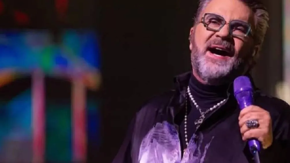 El cantante compartió en redes sociales el comunidado. / IG