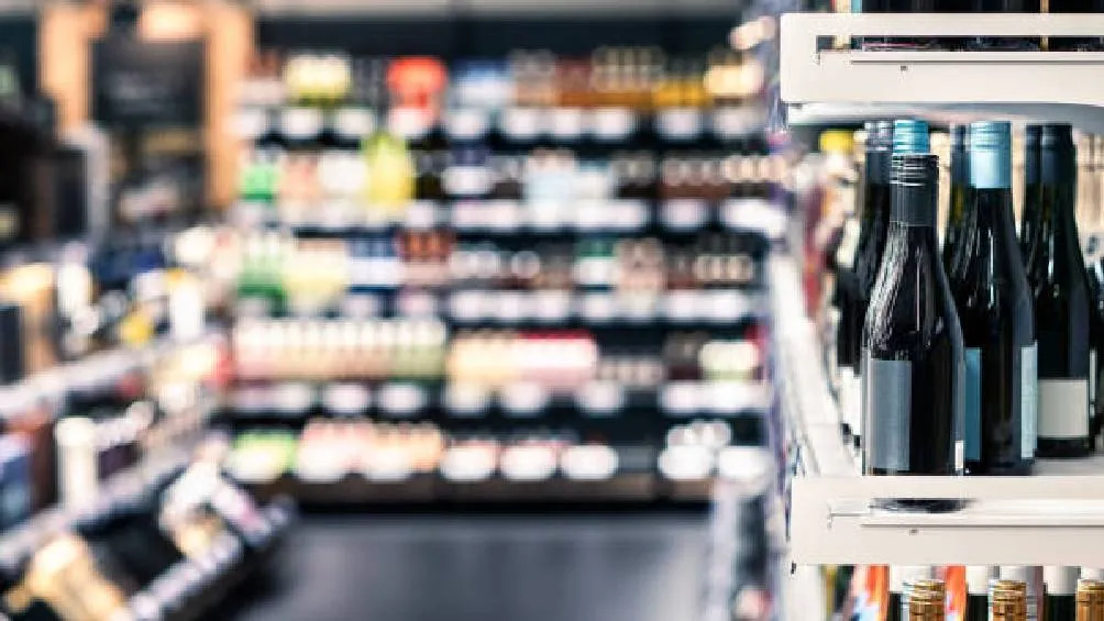 Las autoridades de la capital han alertado que violar la Ley Seca puede acarrear sanciones para los establecimientos. / Pixabay