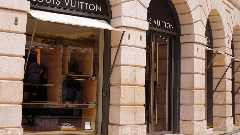 El fallecido Virgil Abloh logró causar revuelo con esta colección/Pixabay