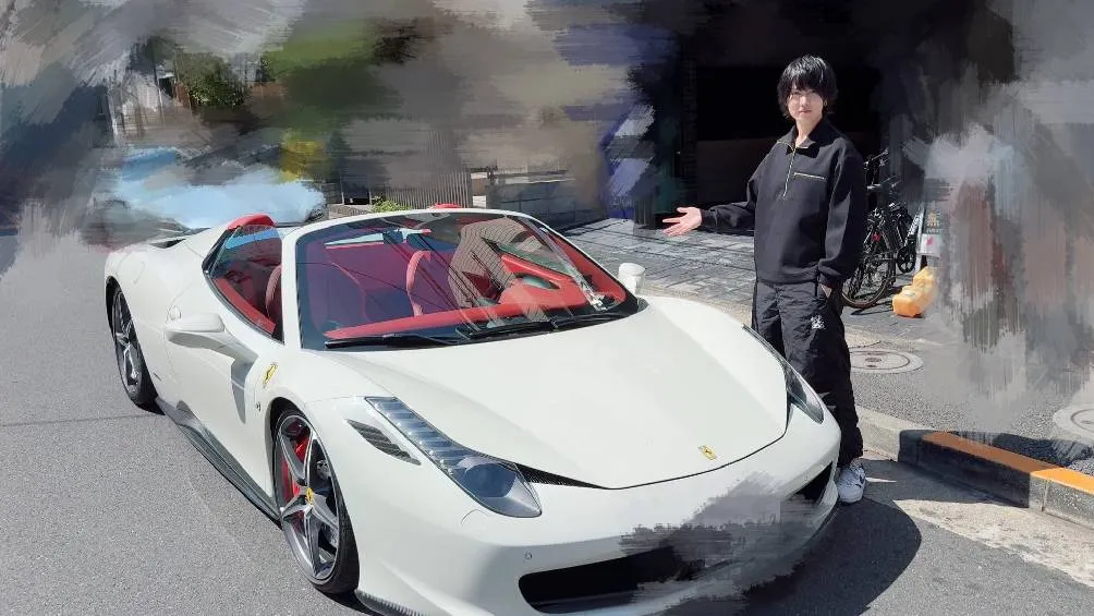 El joven de 33 años compartió en Twitter que su Ferrari 458 Spider, recién entregado. / X @GC5R5OGIKgV0yvz